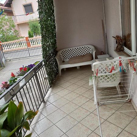 Хостел Traveler'S Rest - Near Podgorica Airport Mitrovici  Экстерьер фото